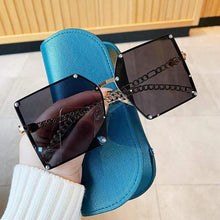 Load image into Gallery viewer, New Fashion Oversize Gradient Sunglasses For Women Vintage Alloy Chain Frame Rivet Square Sun Glasses Female Elegant Shades
